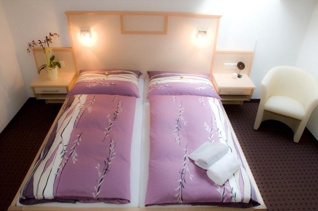 Pension Dorfplatzl Fusch an der Grossglocknerstrasse Экстерьер фото